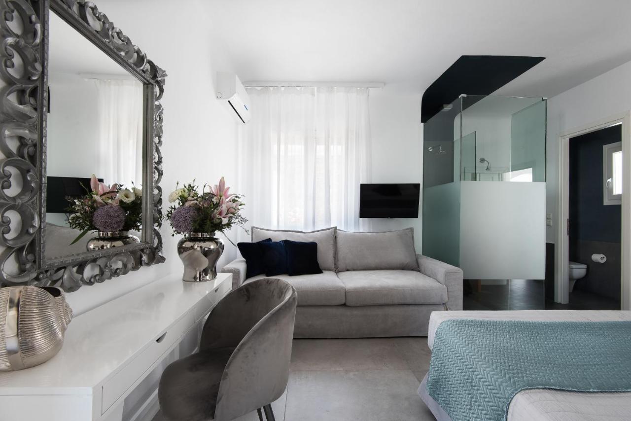 Riva Suites - Adults Only Mykonos Town Luaran gambar